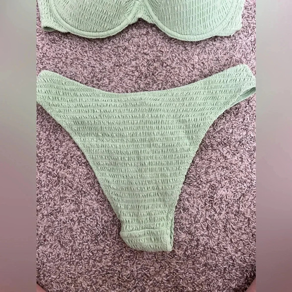 Green Bikini Set H&M - Picture 3 of 4